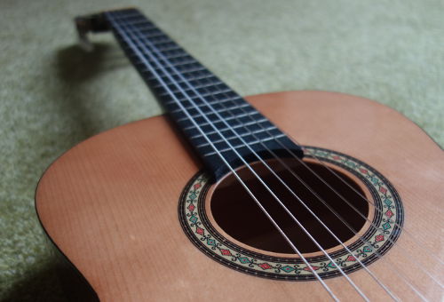 3/4 kids classical guitar