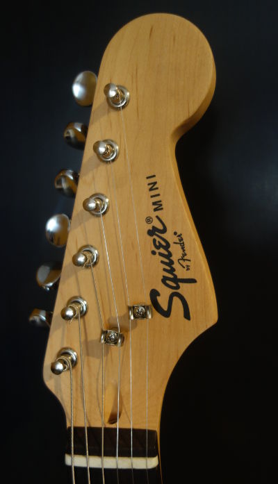 squier by fender mini